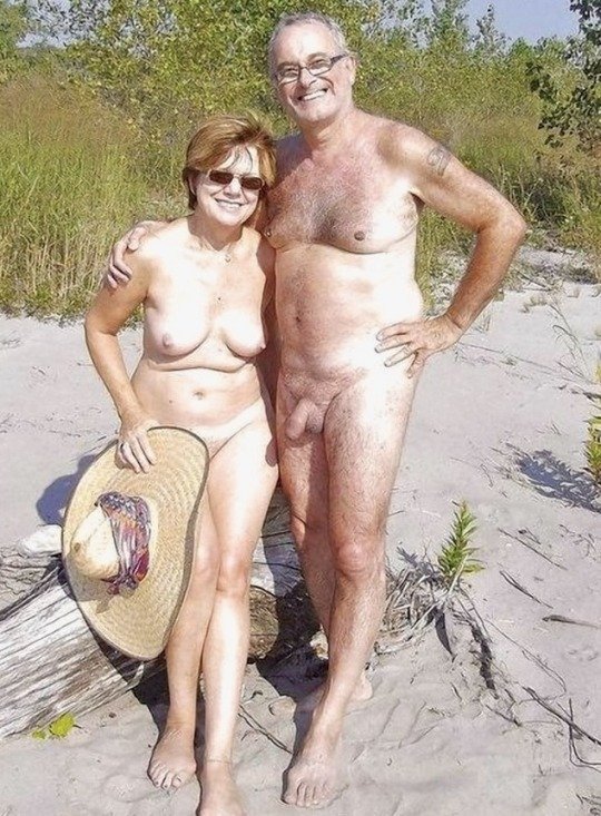 nude couples #YxWVTOr7